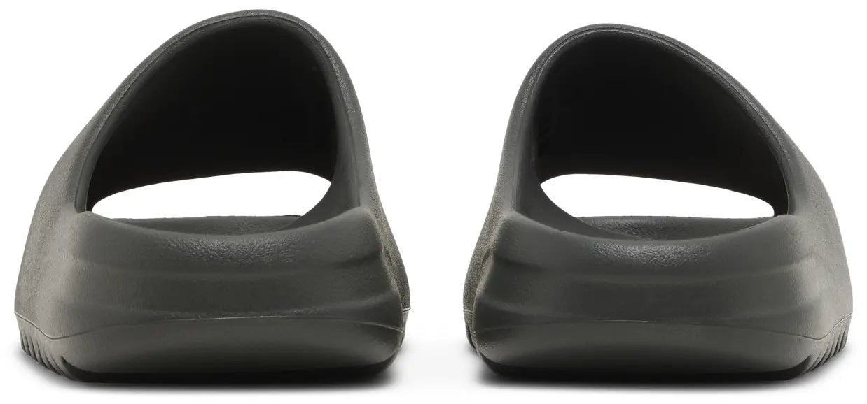 Yeezy Slide 'Dark Onyx'